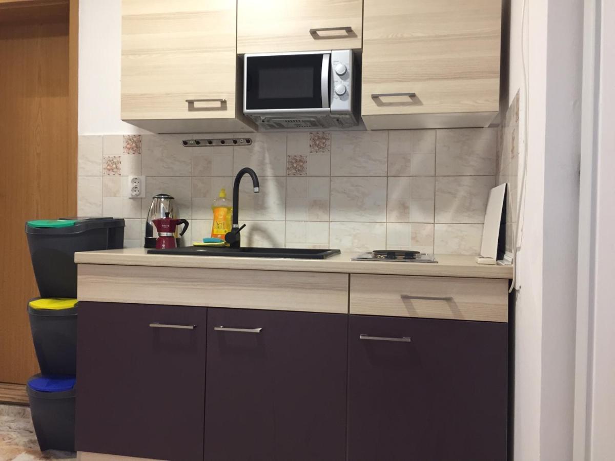 One-Bedroom Apartment, Wifi, Airco, Parking, Washing Machine, Grill Medulin Exterior foto