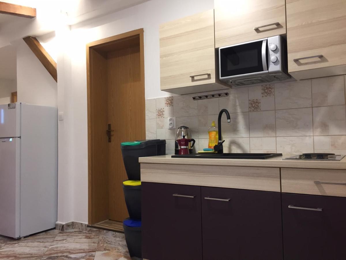 One-Bedroom Apartment, Wifi, Airco, Parking, Washing Machine, Grill Medulin Exterior foto